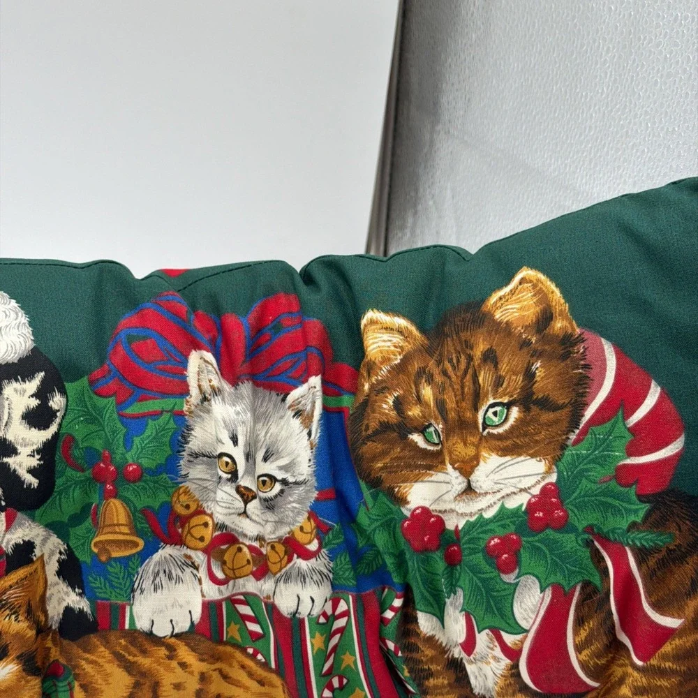 VIP Cranston Vtg Christmas Friends Draft Stopper Bench/Pillow Cats Dogs USA